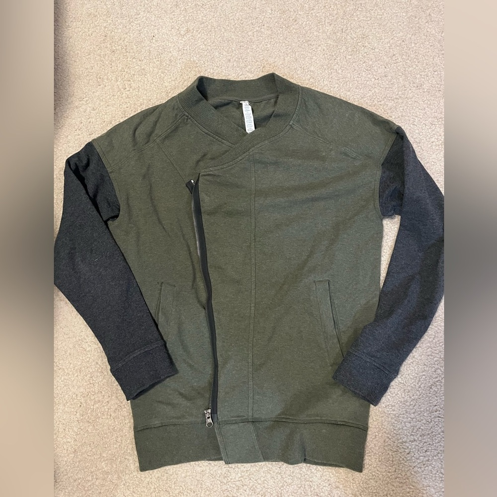 Lululemon sweater